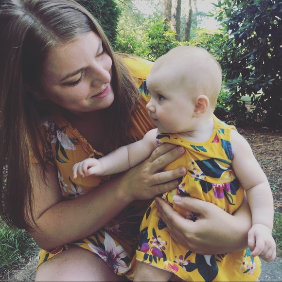 Meet your Posher, Michelle - Picture 1 of 8